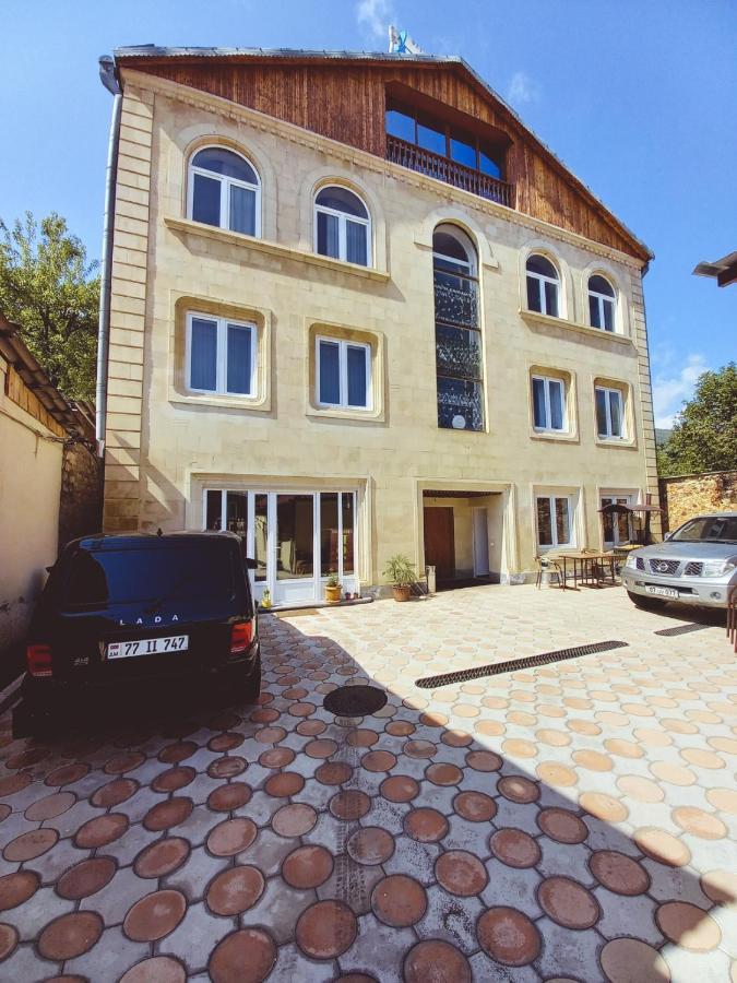 Apart Hotel Sayat-Nova Vanadzor Exterior photo